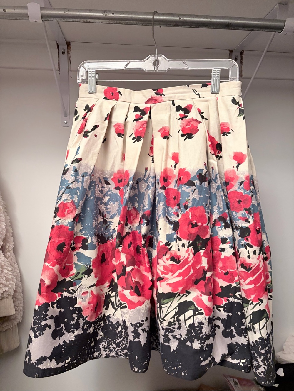 Atmosphere Cream A-Line Skirt with Pink Floral Print